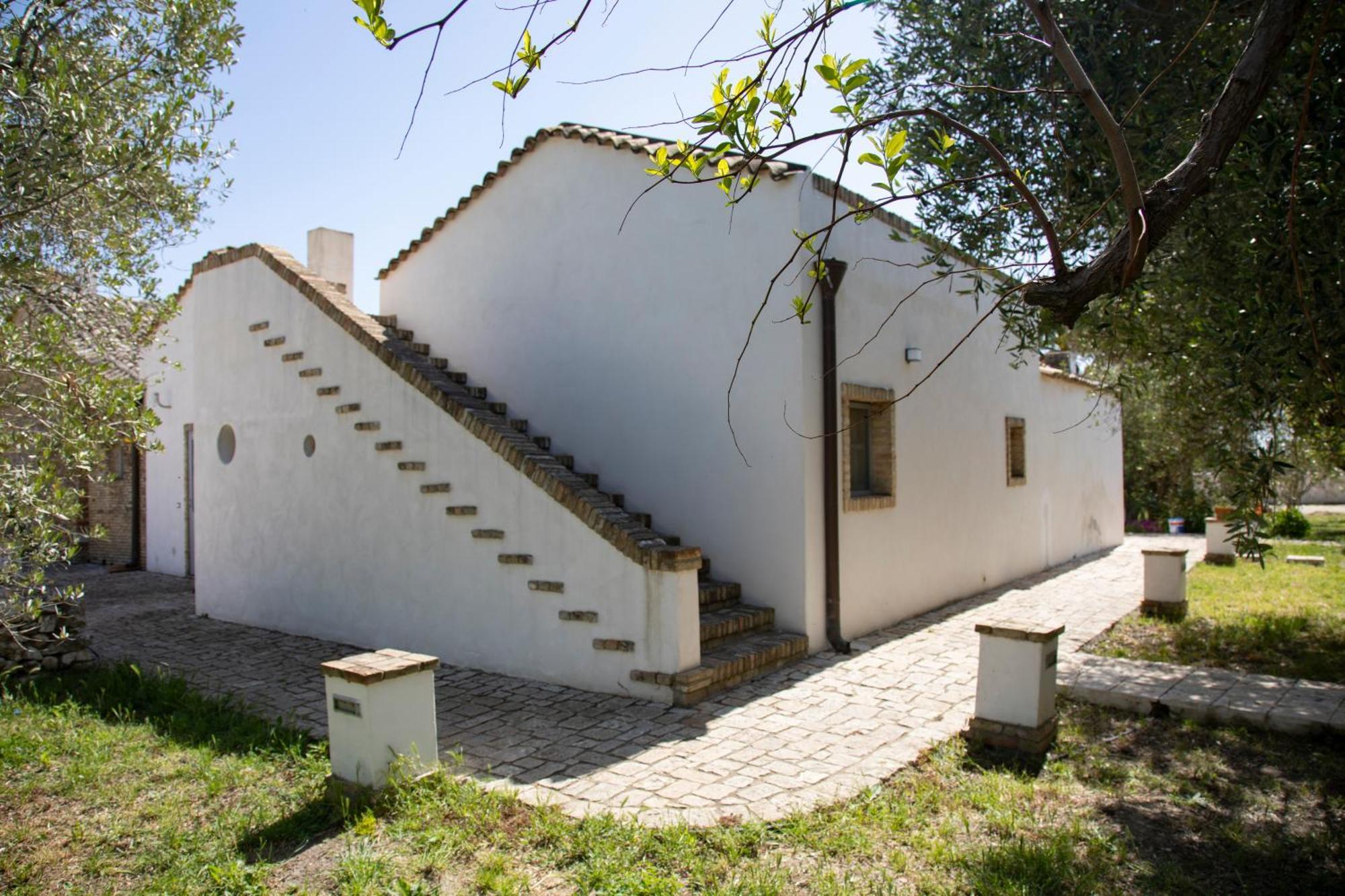 Masseria Celentano Relais & *