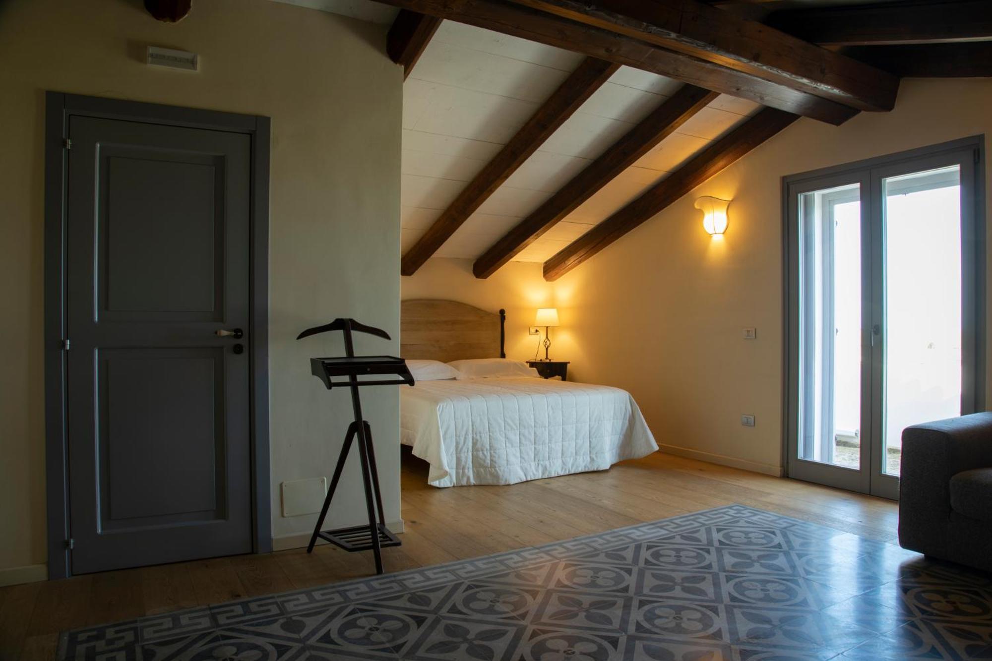 Masseria Celentano Relais & * San Severo